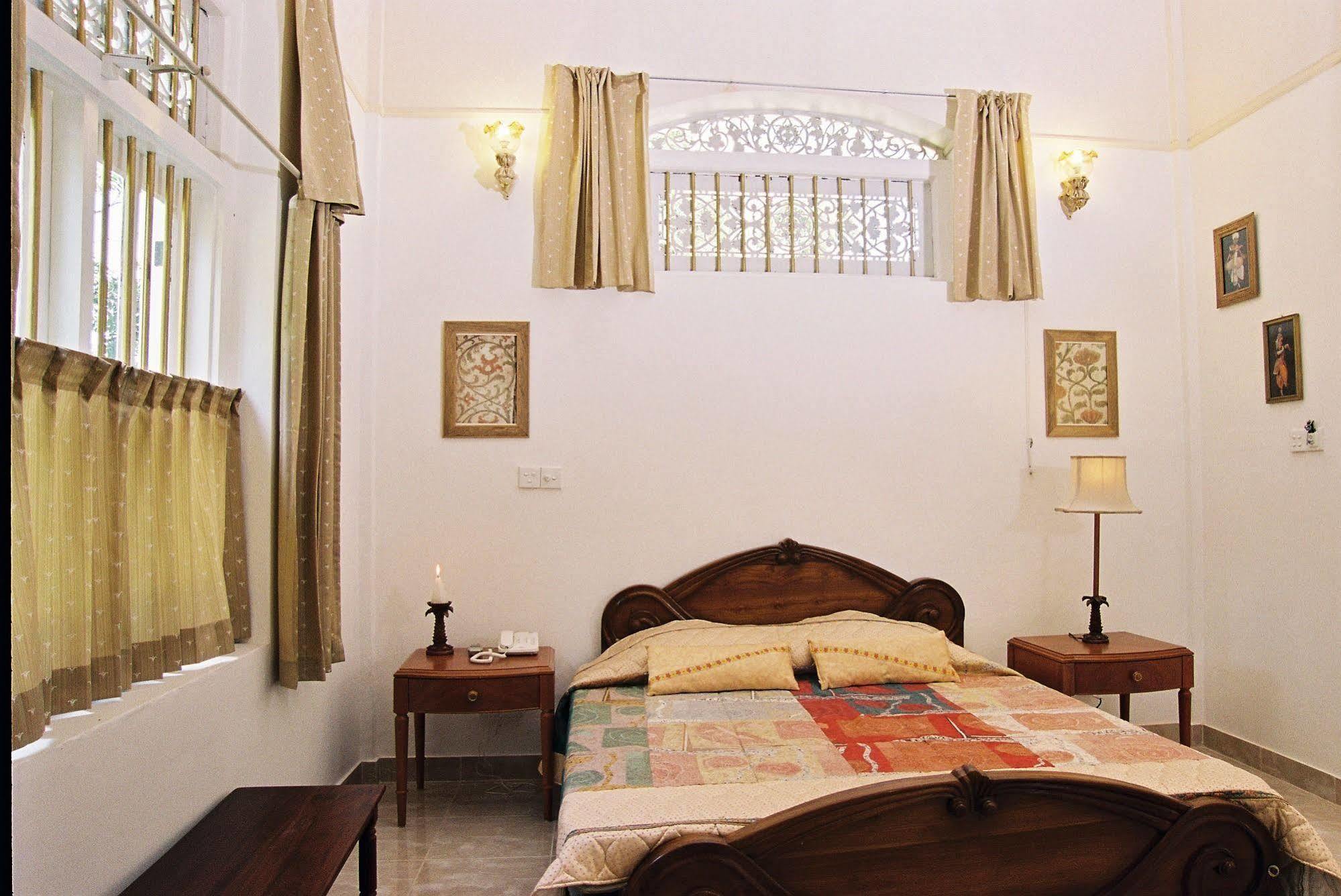 Manor House Hotel Embulpure Екстериор снимка