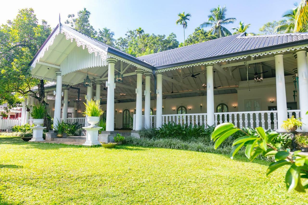 Manor House Hotel Embulpure Екстериор снимка